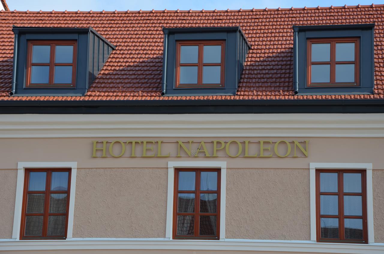 Hotel Napoleon Austerlitz 外观 照片
