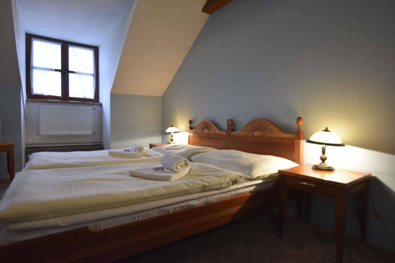 Hotel Napoleon Austerlitz 外观 照片