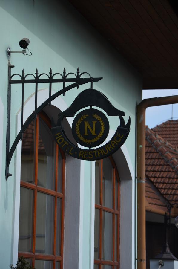 Hotel Napoleon Austerlitz 外观 照片