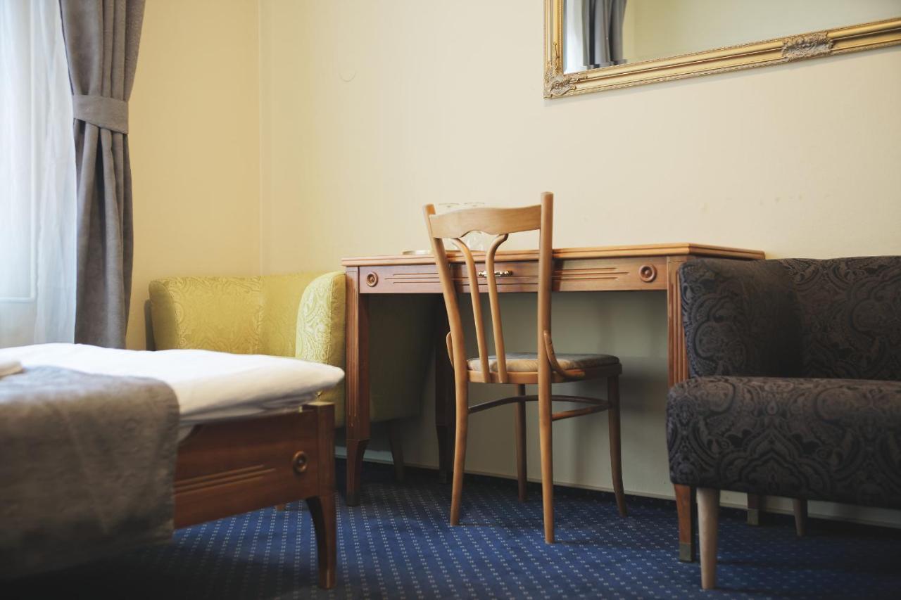Hotel Napoleon Austerlitz 外观 照片