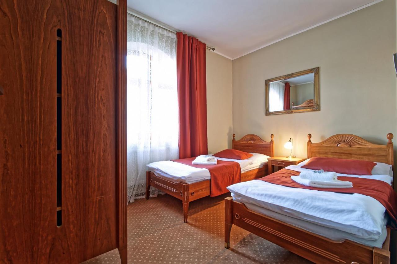 Hotel Napoleon Austerlitz 外观 照片