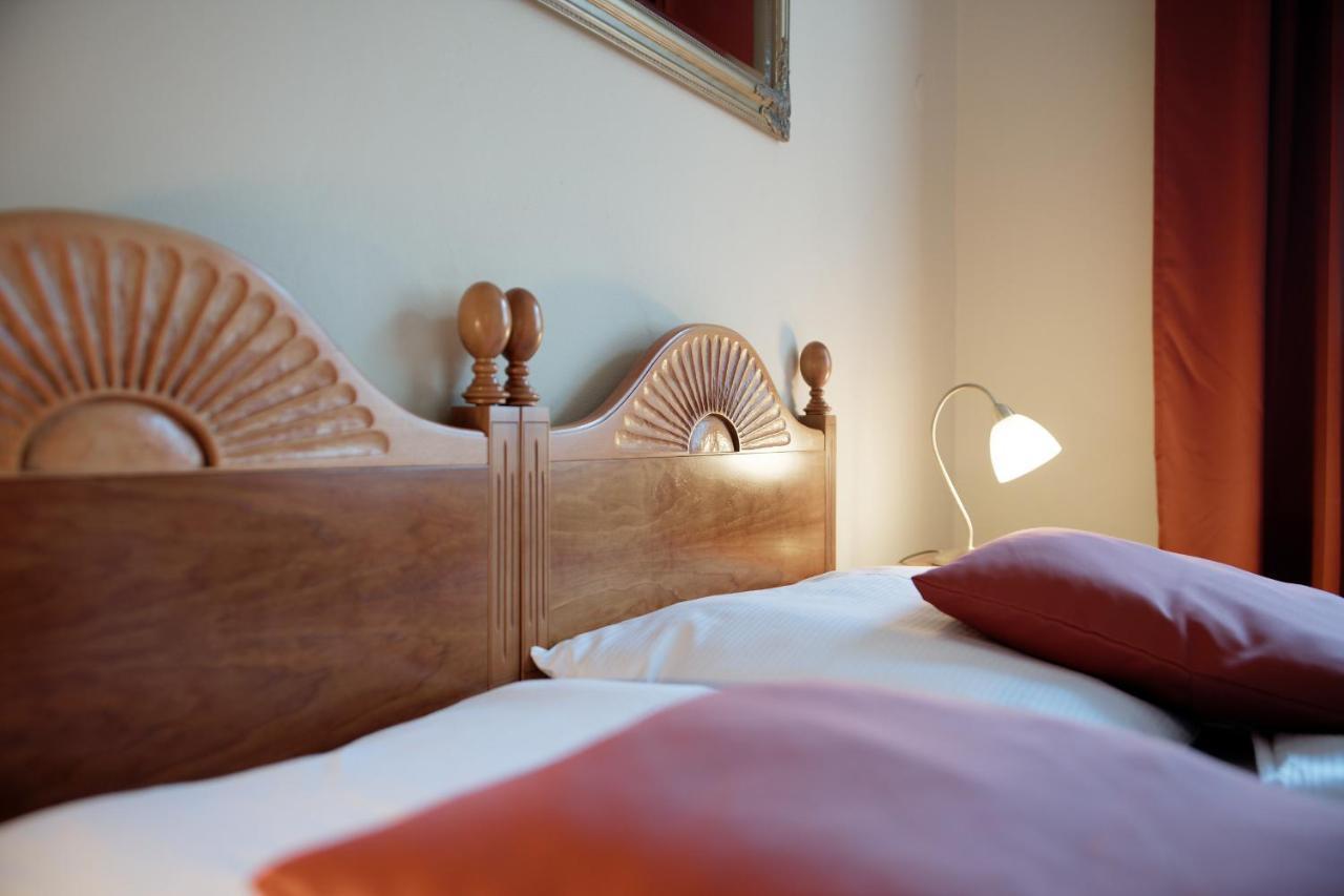 Hotel Napoleon Austerlitz 外观 照片
